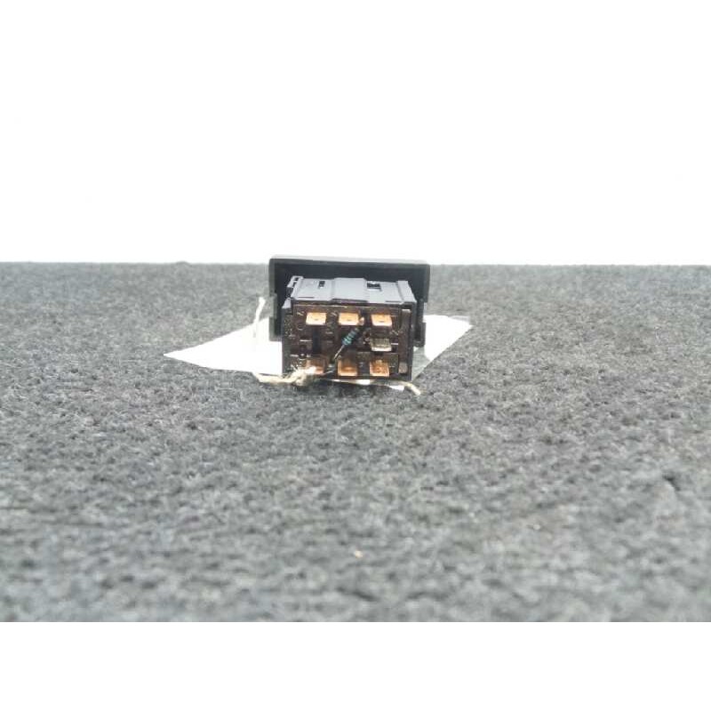 Recambio de warning para opel omega b 2.0 16v cat (x 20 xev / l34) referencia OEM IAM   