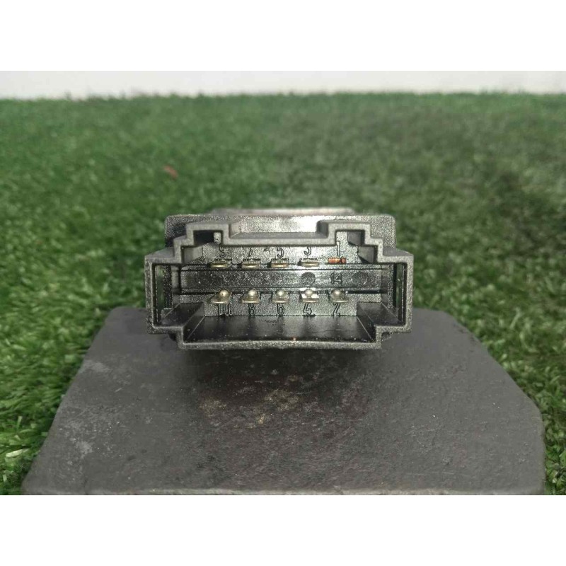 Recambio de warning para audi a8 (d2) 4.2 v8 40v referencia OEM IAM 4D0941509D 9.PINES 