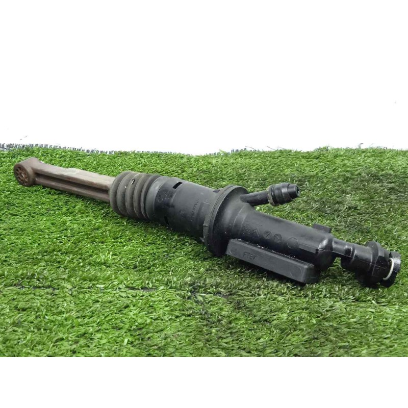 Recambio de cilindro receptor embrague para peugeot partner kombi 1.6 blue-hdi fap referencia OEM IAM 9808167880  