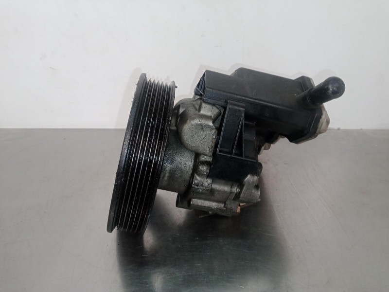 Recambio de bomba servodireccion para opel vectra b berlina 1.8 16v cat referencia OEM IAM 90501206-90495960-7691900  