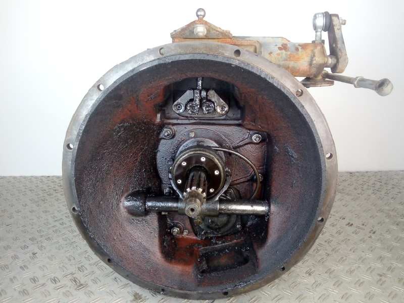 Recambio de caja cambios para pegaso (truck) 1121 6.5 cc diesel referencia OEM IAM 181446008 6.VELOCIDADES MANUAL