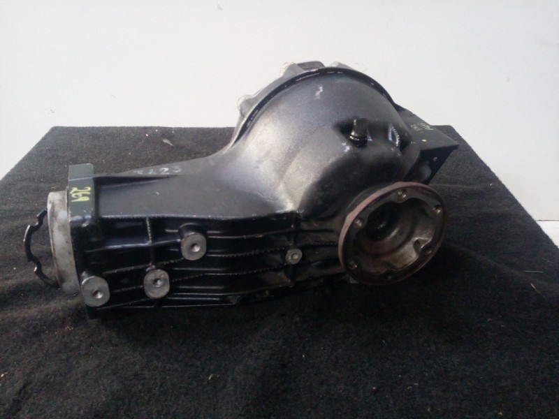 Recambio de diferencial trasero para audi a8 (d2) 4.2 v8 40v referencia OEM IAM DUR  