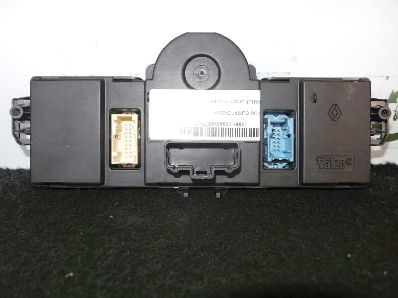 Recambio de mando climatizador para renault clio iii 1.4 16v referencia OEM IAM 8200296683-69340022  