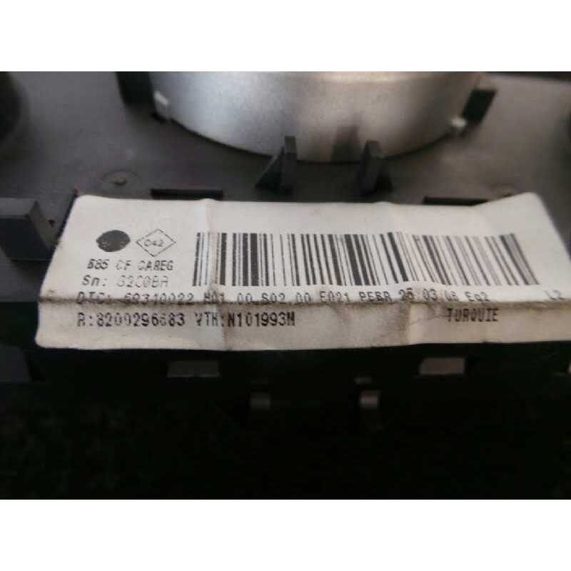 Recambio de mando climatizador para renault clio iii 1.4 16v referencia OEM IAM 8200296683-69340022  