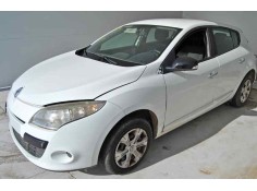 Recambio de aleta delantera izquierda para renault megane iii berlina 5 p 1.5 dci diesel cat referencia OEM IAM  08-16 BLANCO