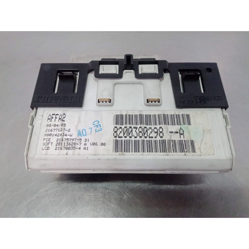 Recambio de pantalla multifuncion para renault clio ii fase ii (b/cb0) 1.5 dci diesel referencia OEM IAM 8200380298-216771272  