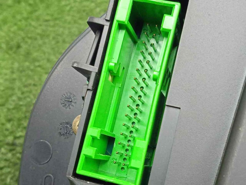 Recambio de cuadro instrumentos para skoda superb (3u4) 1.9 tdi referencia OEM IAM 3U0920811A  