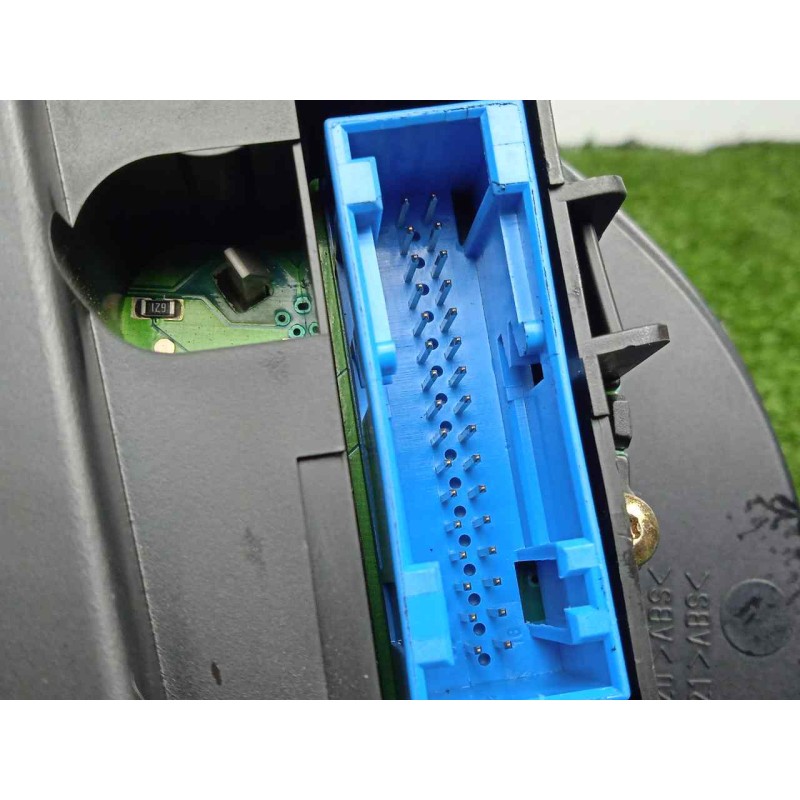 Recambio de cuadro instrumentos para skoda superb (3u4) 1.9 tdi referencia OEM IAM 3U0920811A  