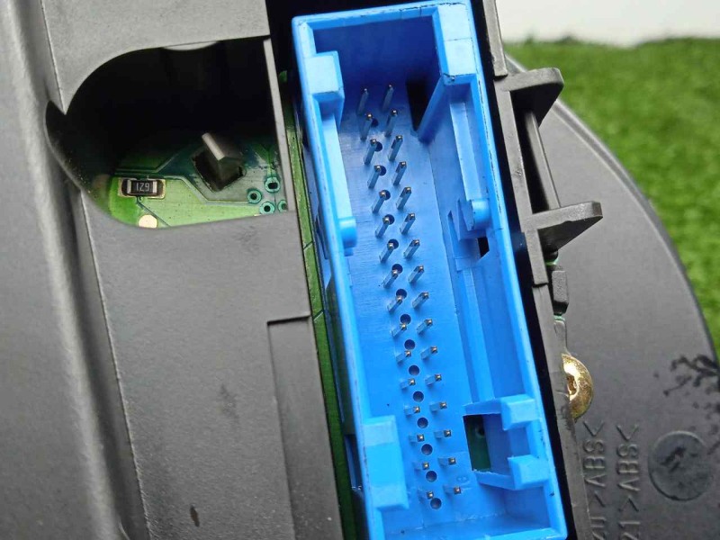 Recambio de cuadro instrumentos para skoda superb (3u4) 1.9 tdi referencia OEM IAM 3U0920811A  