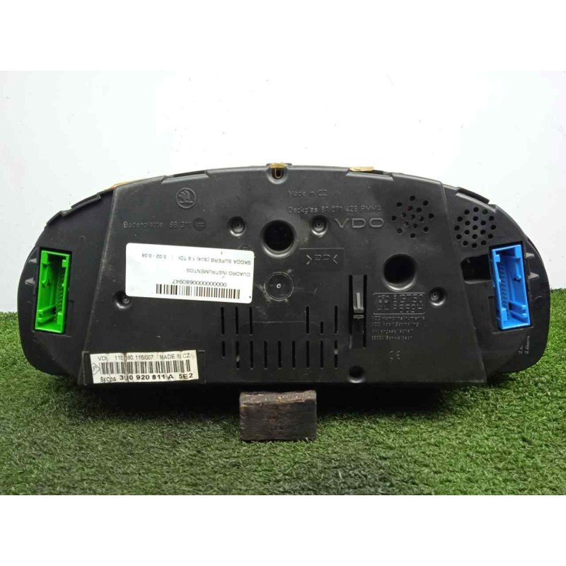 Recambio de cuadro instrumentos para skoda superb (3u4) 1.9 tdi referencia OEM IAM 3U0920811A  