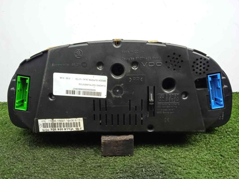 Recambio de cuadro instrumentos para skoda superb (3u4) 1.9 tdi referencia OEM IAM 3U0920811A  