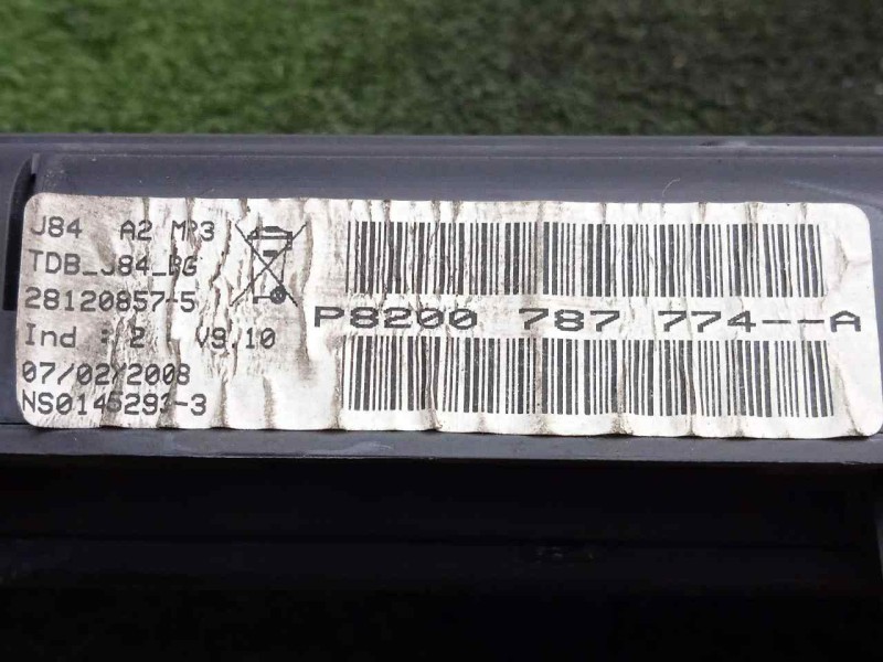 Recambio de cuadro instrumentos para renault scenic ii 1.5 dci diesel referencia OEM IAM P8200787774A-8200787744  