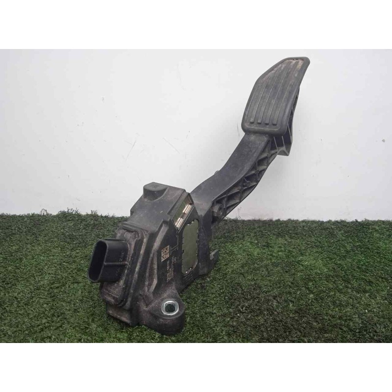 Recambio de potenciometro pedal para toyota yaris 1.5 16v cat (híbrido) referencia OEM IAM 781100D110-15330A  