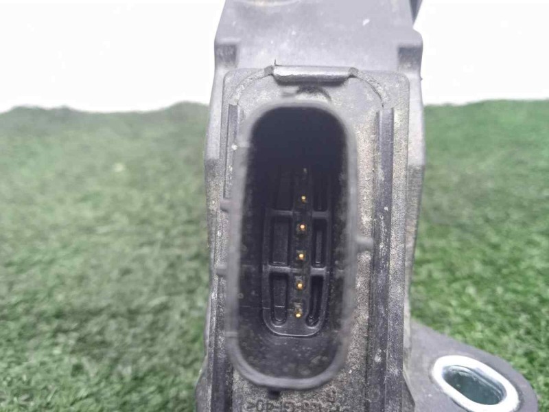 Recambio de potenciometro pedal para toyota yaris 1.5 16v cat (híbrido) referencia OEM IAM 781100D110-15330A  