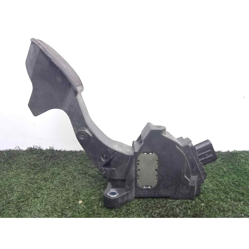 Recambio de potenciometro pedal para toyota yaris 1.5 16v cat (híbrido) referencia OEM IAM 781100D110-15330A  