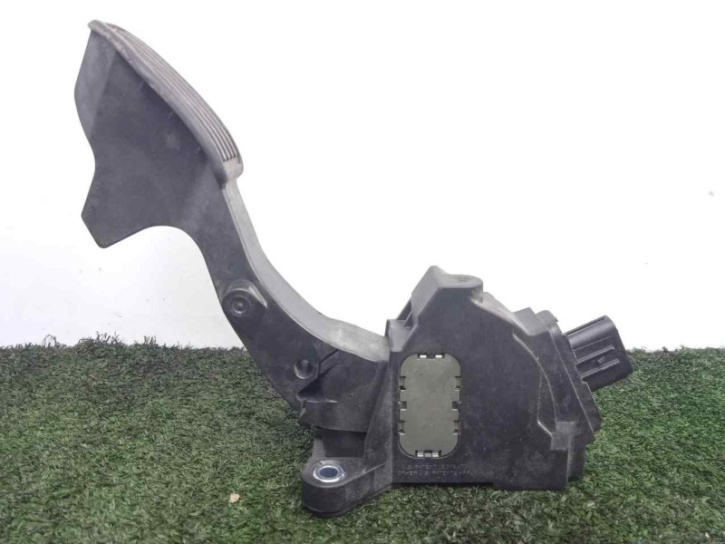 Recambio de potenciometro pedal para toyota yaris 1.5 16v cat (híbrido) referencia OEM IAM 781100D110-15330A  