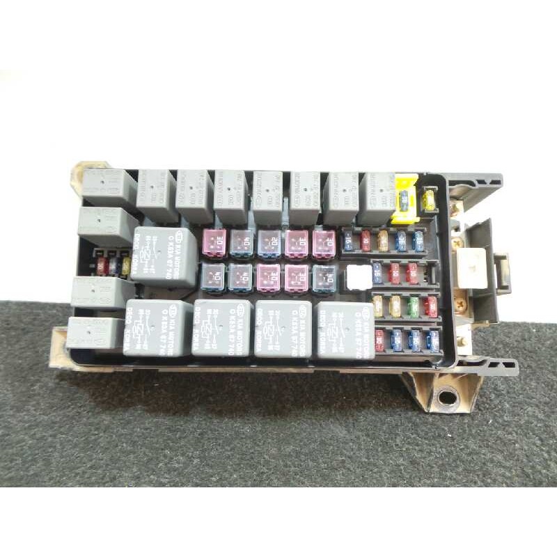 Recambio de caja reles / fusibles para kia carnival ii 2.9 crdi cat referencia OEM IAM 10020420003-0553H66760 SEWON 