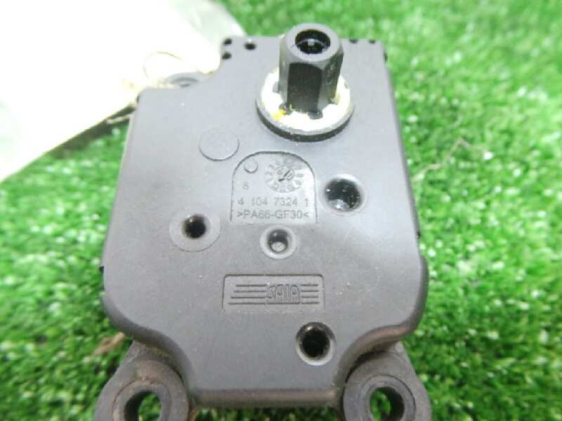 Recambio de motor trampilla calefaccion para citroën c4 berlina 1.4 16v referencia OEM IAM 410473241  