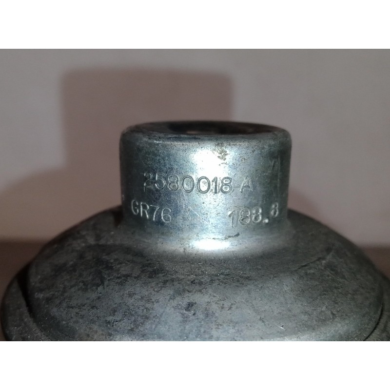 Recambio de valvula egr para citroën xantia berlina 1.9 turbodiesel referencia OEM IAM 2580018A SAGEM 