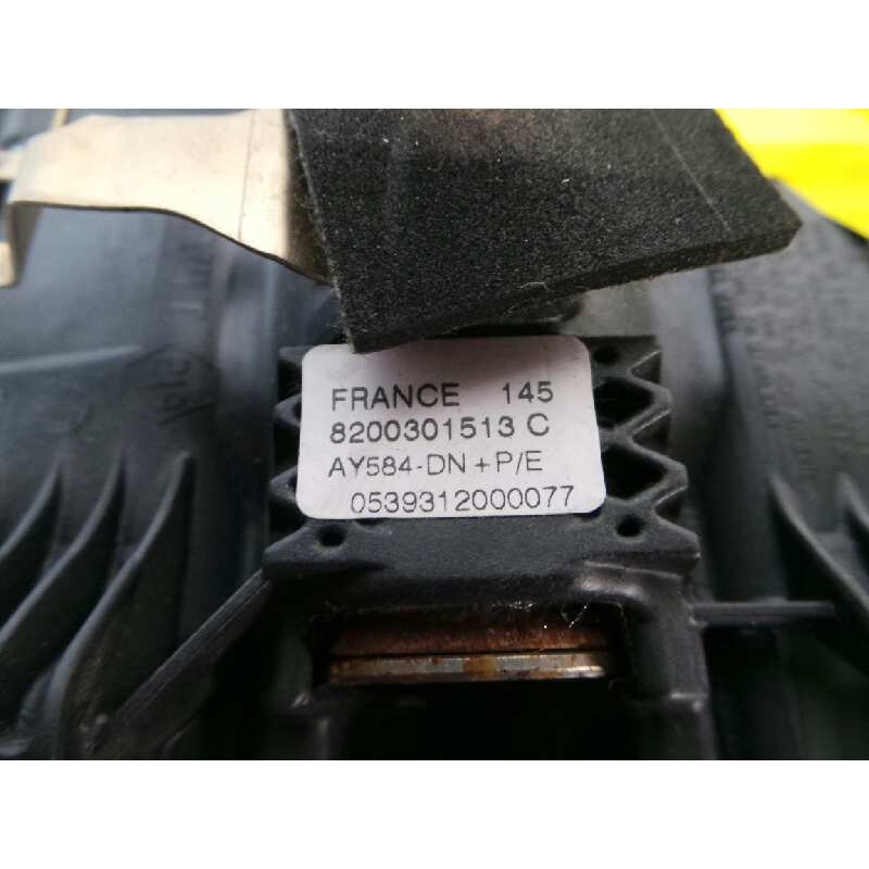 Recambio de airbag delantero izquierdo para renault megane ii coupe/cabrio 1.9 dci diesel referencia OEM IAM 8200301513C  
