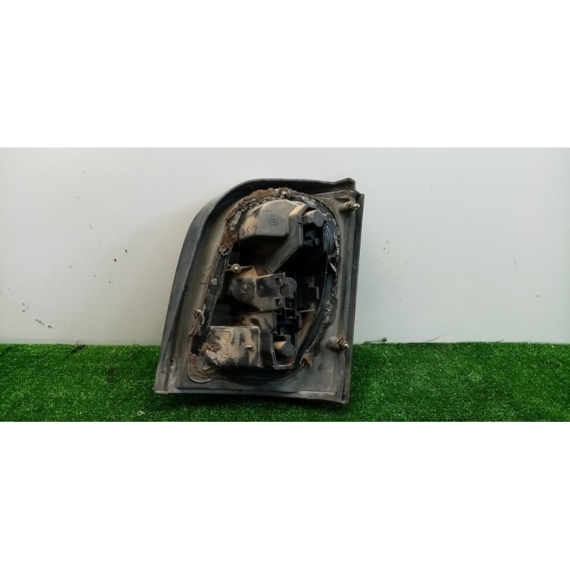 Recambio de piloto trasero izquierdo para nissan micra (k11) referencia OEM IAM  2.SERIE 98-00