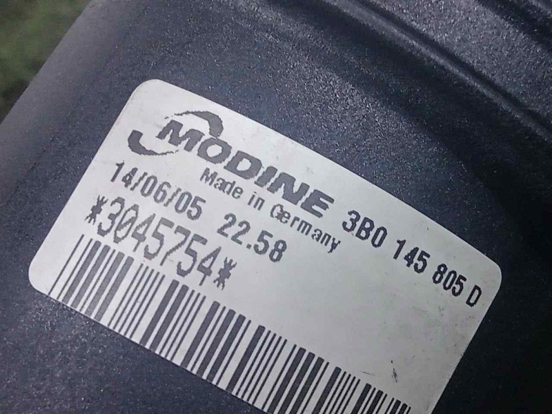 Recambio de intercooler para skoda superb (3u4) 1.9 tdi referencia OEM IAM 3B0145805D 230X210X65 ALUMINIO