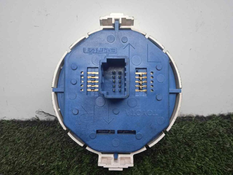 Recambio de warning para toyota yaris 1.5 16v cat (híbrido) referencia OEM IAM 839500D100  