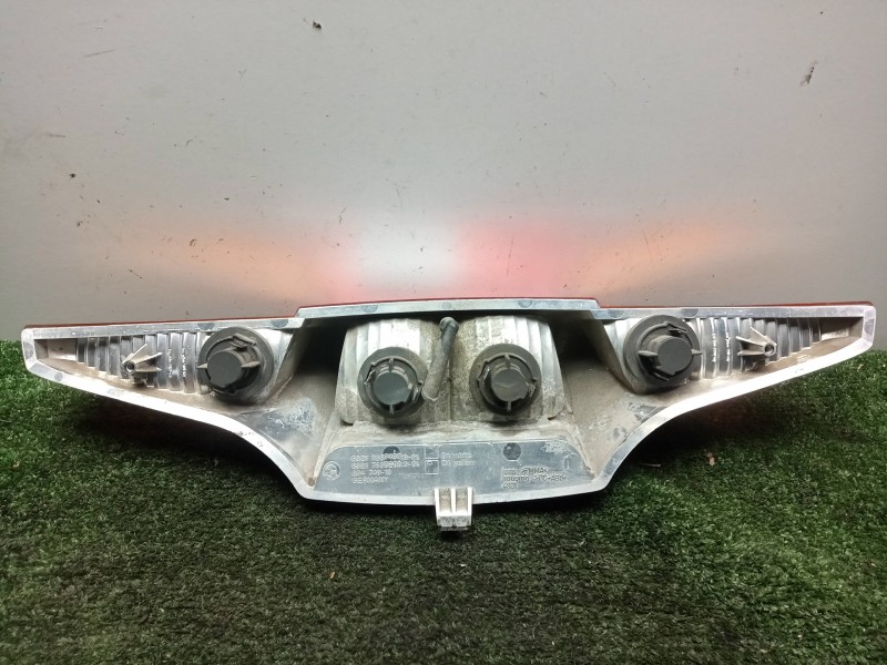 Recambio de piloto trasero central para bmw r 1200 rt/st referencia OEM IAM 63217690200-63217690200904 05-10 