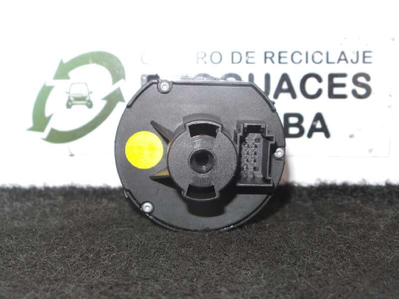Recambio de interruptor luces para seat altea (5p1) 1.9 tdi referencia OEM IAM 5P1941431CB 2.ANTINIEBLAS 
