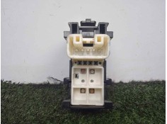 Recambio de mando elevalunas trasero izquierdo para toyota yaris 1.5 16v cat (híbrido) referencia OEM IAM 848100D030 5.PINES  2