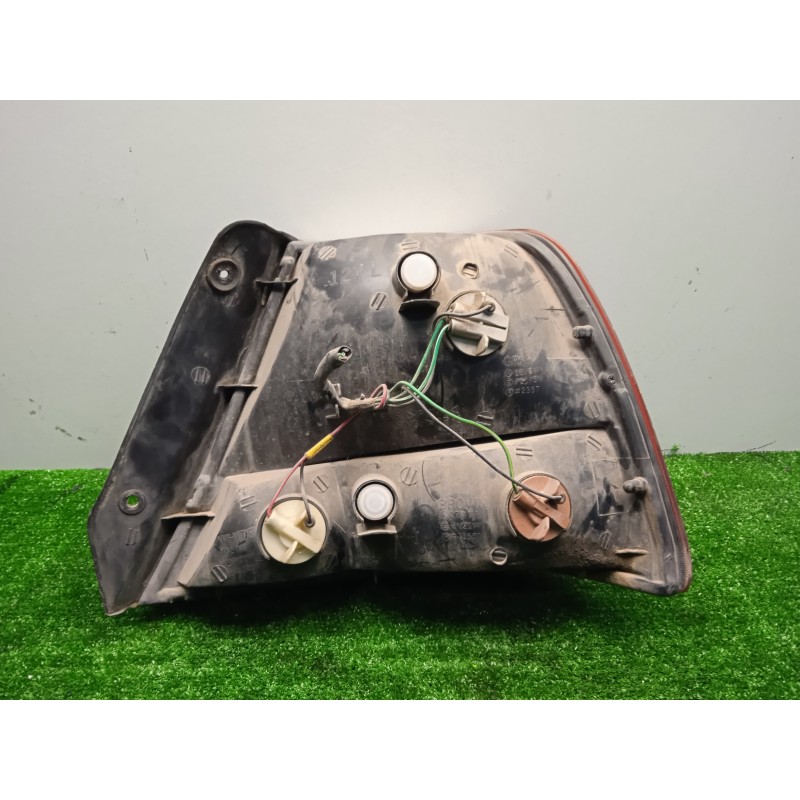 Recambio de piloto trasero izquierdo para hyundai accent (lc) referencia OEM IAM   5.PUERTAS