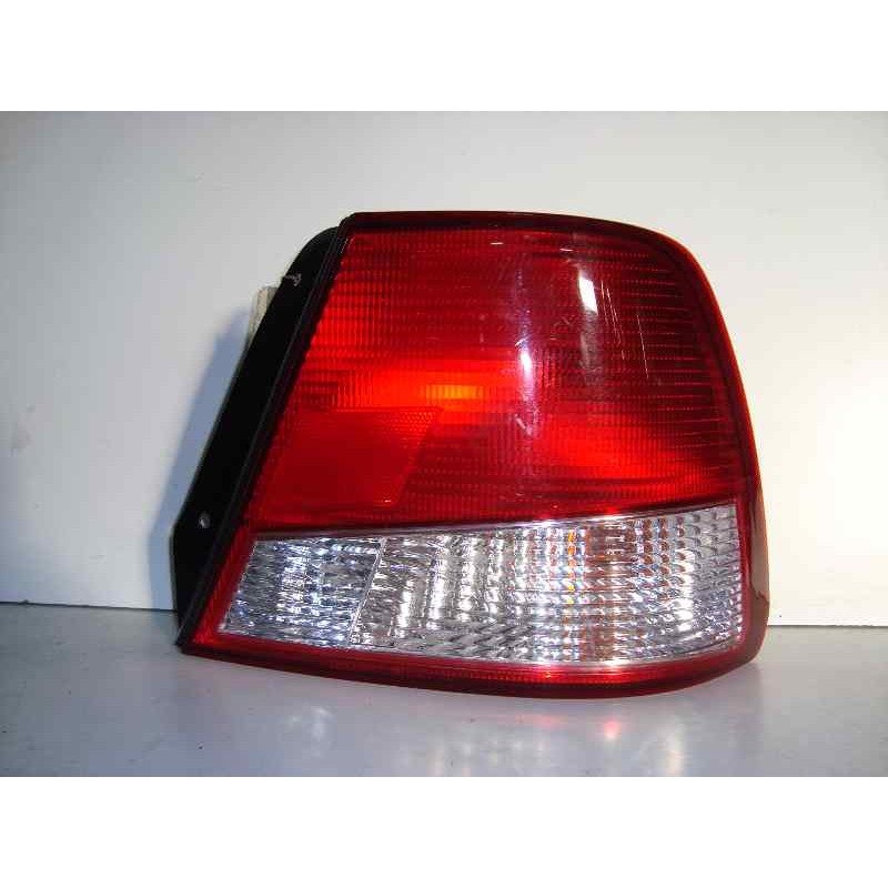 Recambio de piloto trasero derecho para hyundai accent (lc) referencia OEM IAM  00-03 5.PUERTAS