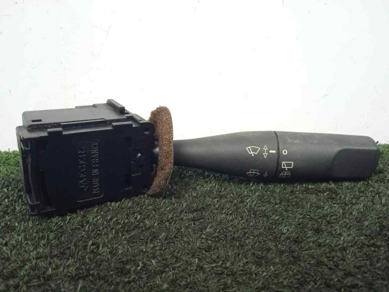 Recambio de mando limpia para peugeot 206 berlina 1.4 referencia OEM IAM 96049597ZL  LIMPIA TRASERO