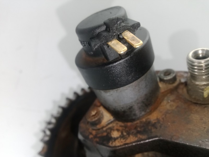 Recambio de bomba inyeccion para kia sorento 2.5 crdi referencia OEM IAM 0445010118-331004A410 BOSCH 2.PINES