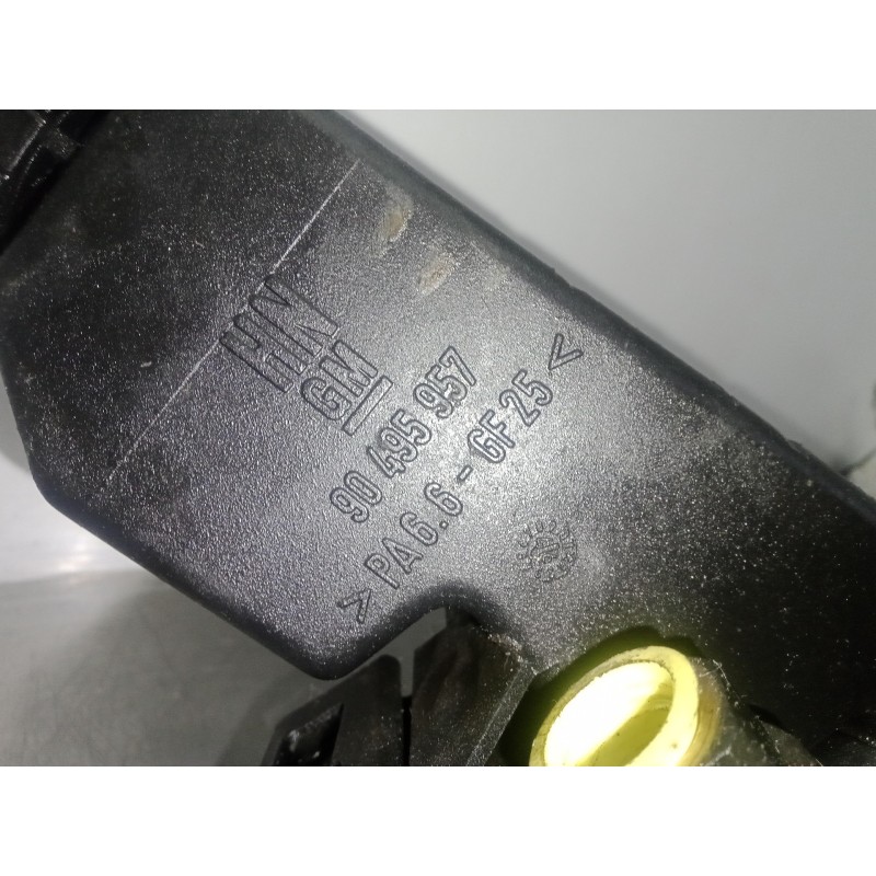 Recambio de bomba direccion para opel vectra b berlina 1.8 16v cat referencia OEM IAM 90495957  