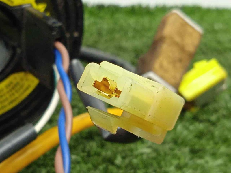 Recambio de anillo airbag para chevrolet lacetti 1.6 cat referencia OEM IAM 96489137  