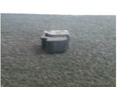 Recambio de mando elevalunas trasero derecho para toyota avensis berlina (t25) 1.8 16v cat referencia OEM IAM 84810-05050  