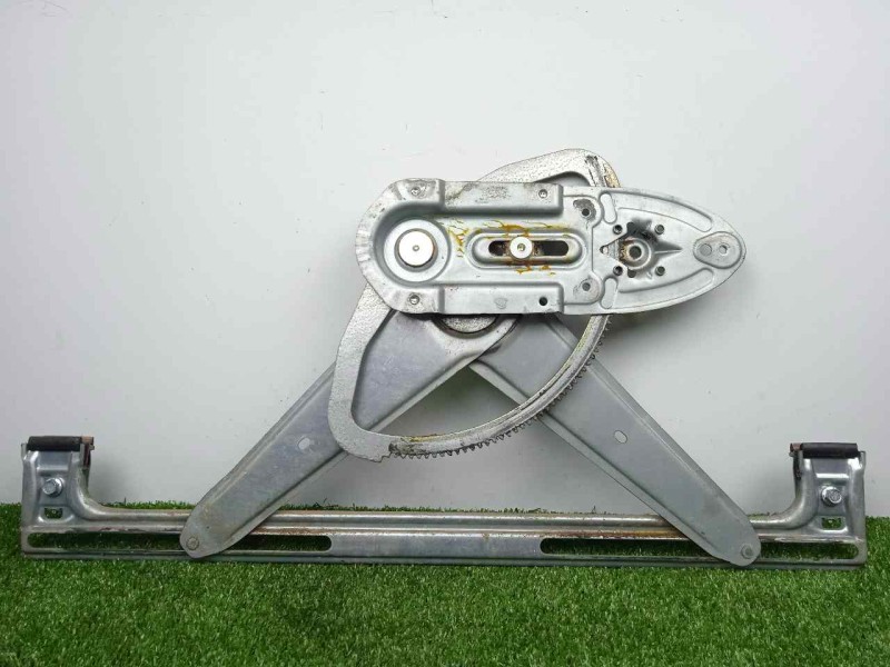 Recambio de elevalunas delantero izquierdo para ford focus berlina (cap) 1.8 tdci turbodiesel cat referencia OEM IAM  ELECTRICO 