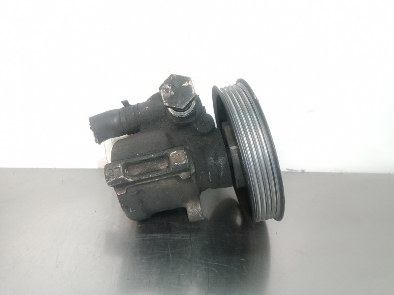 Recambio de bomba servodireccion para volkswagen polo classic (6v2) referencia OEM IAM 6N0422154A 146425 6N0422154A
