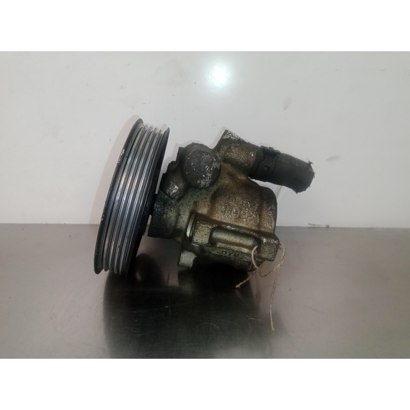 Recambio de bomba servodireccion para volkswagen polo classic (6v2) referencia OEM IAM 6N0422154A 146425 6N0422154A