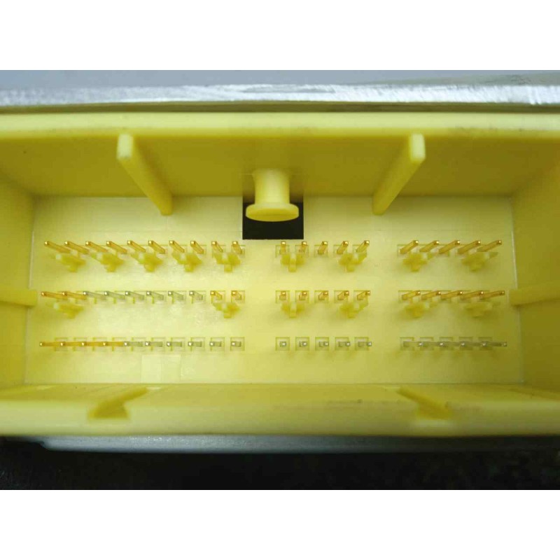 Recambio de centralita airbag para toyota yaris 1.5 16v cat (híbrido) referencia OEM IAM 891700D770-2310009940  