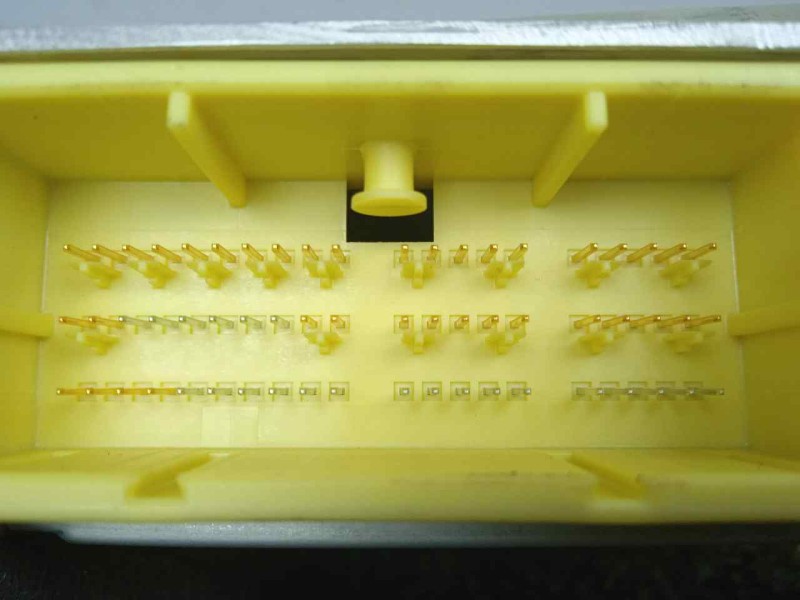 Recambio de centralita airbag para toyota yaris 1.5 16v cat (híbrido) referencia OEM IAM 891700D770-2310009940  