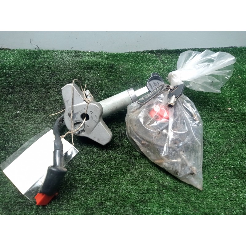 Recambio de conmutador de arranque para keeway rkv 125 referencia OEM IAM ML-88100K690000  