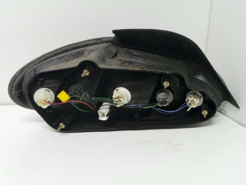 Recambio de piloto trasero derecho para hyundai lantra berlina (rd) 1.9 diesel cat referencia OEM IAM  98-00 