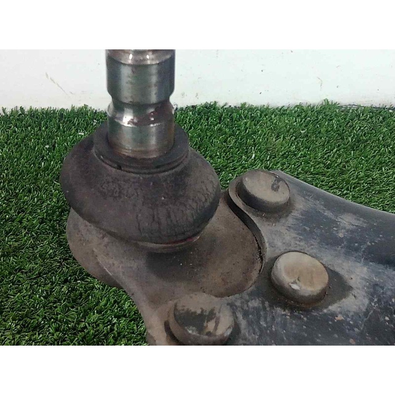 Recambio de brazo suspension inferior delantero derecho para citroën c-elysée 1.2 12v vti referencia OEM IAM 9675028880 Ø ROTULA