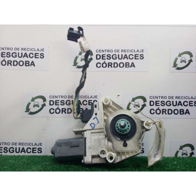 Recambio de motor elevalunas delantero derecho para audi a6 berlina (4f2) 2.0 tdi referencia OEM IAM 4F0959801D  