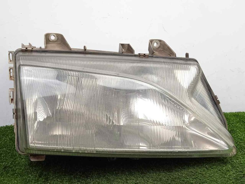 Recambio de faro derecho para peugeot 806 2.0 hdi referencia OEM IAM SINREFERENCIA 98-02 