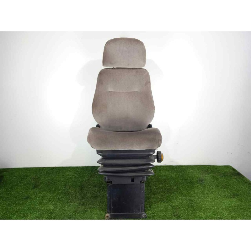 Recambio de asiento delantero izquierdo para iveco serie mk 6.1 diesel referencia OEM IAM  NEUMATICO 