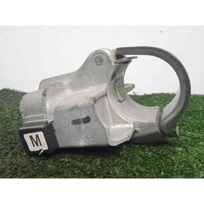 Recambio de bloqueo direccion para toyota yaris 1.5 16v cat (híbrido) referencia OEM IAM 450200D120-45020053  