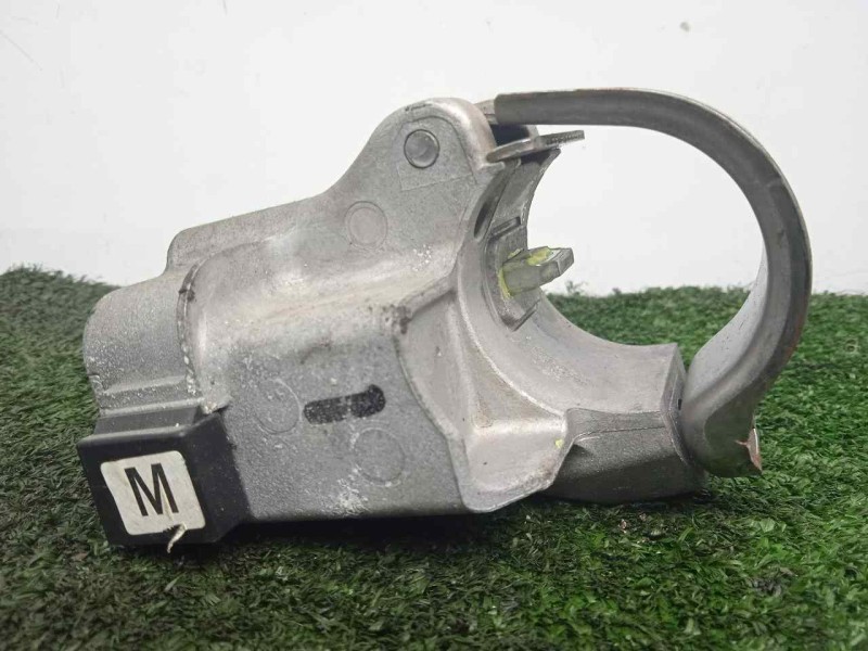 Recambio de bloqueo direccion para toyota yaris 1.5 16v cat (híbrido) referencia OEM IAM 450200D120-45020053  